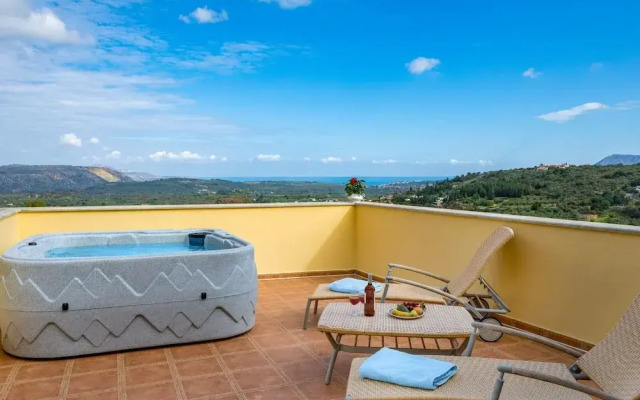 Charming Holiday Home in Maheri