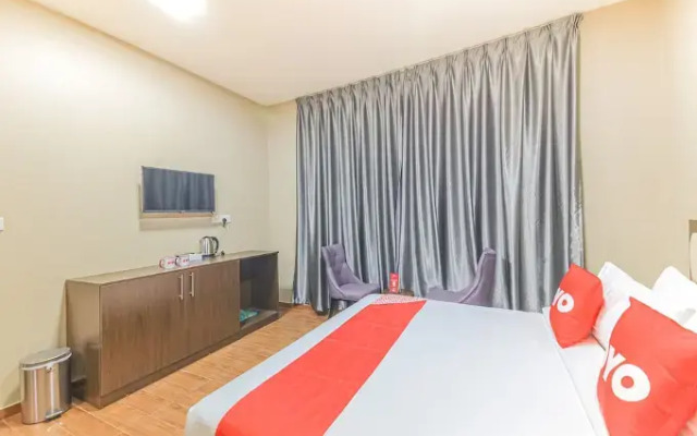 Alpha Suites Hotel