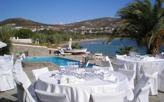Parian Village Beach Hotel - Adults Only