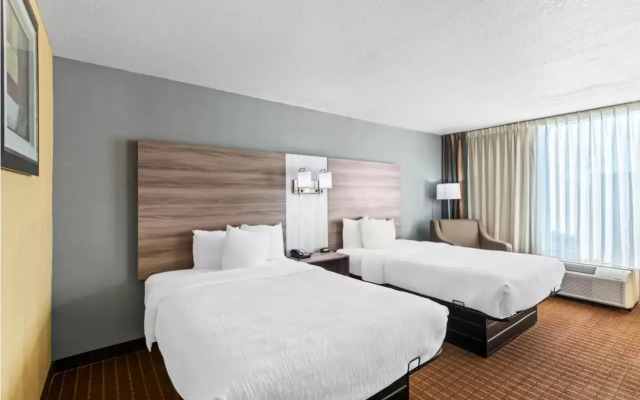 Suburban Studios Fort Dodge