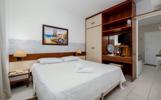 Lindo apto no centro Florianópolis RBH806