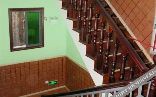 Xingyuexuan Family Hostel