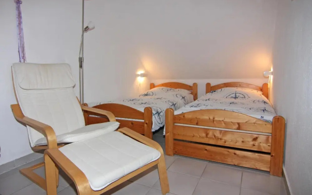 Wohnung in Wenkendorf mit Garten