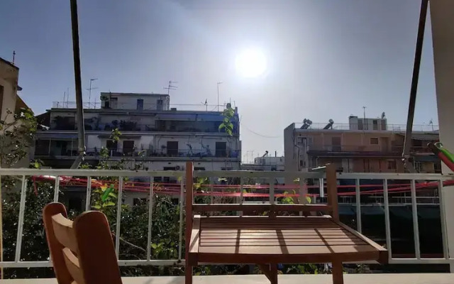 Cosy 1BR Apt With Balcony in Vibrant Exarcheia