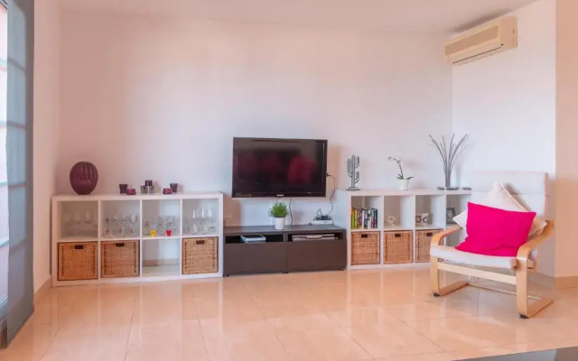 2211-Apt with big terrace and amazing sea view
