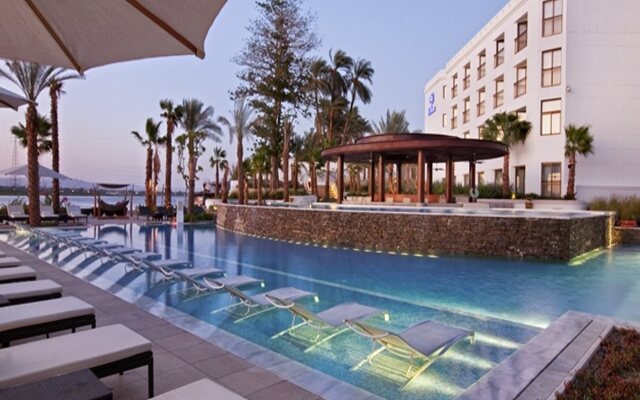 Hilton Luxor Resort & Spa