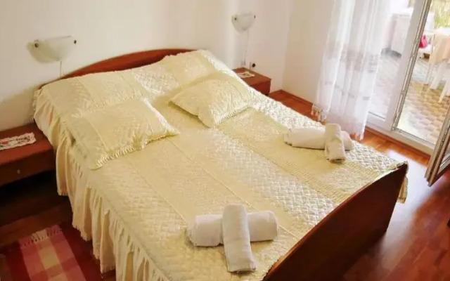 Apartment Ljiljana 290