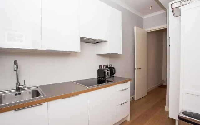 1 Bedroom Garden Apartment Near Gloucester Road Station