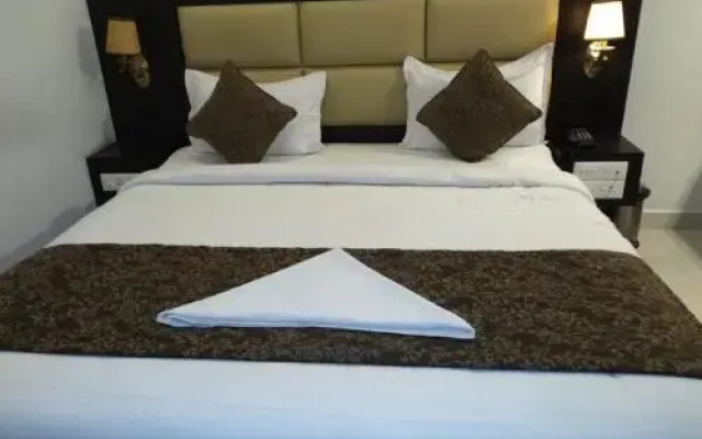 saravanaa residency