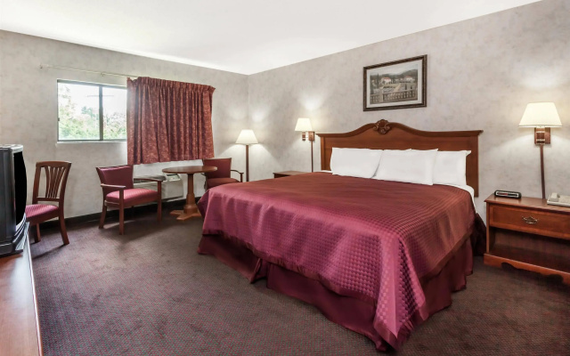 Red Roof Inn Warrenton