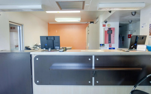 Motel 6 Weed - Mount Shasta