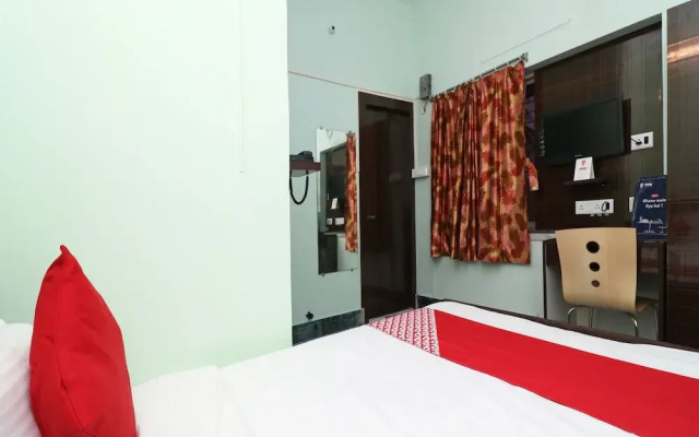 OYO 23479 Studio Atrium