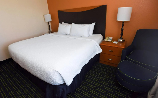 AmericInn by Wyndham Topeka