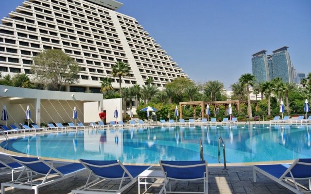 Sheraton Grand Doha Resort & Convention Hotel