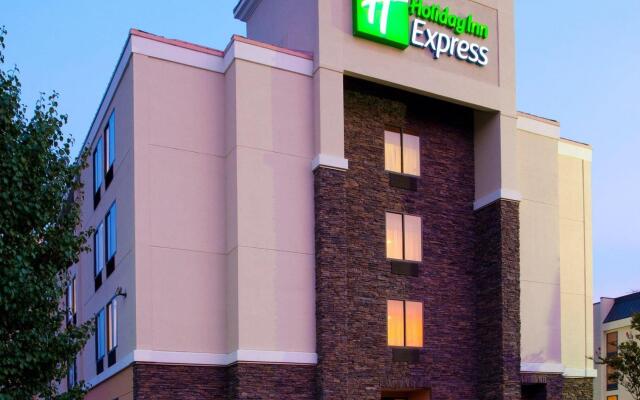 Holiday Inn Express Raleigh Durham Airport, an IHG Hotel