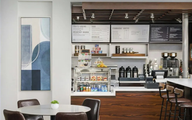 Holiday Inn Hotel Woodland Hills (Warner Ctr)