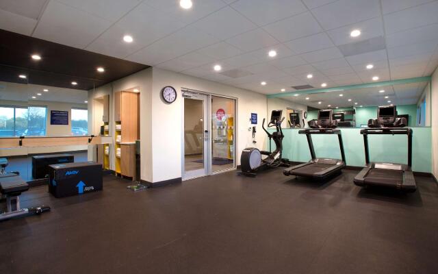 Tru by Hilton Alcoa Knoxville Airport