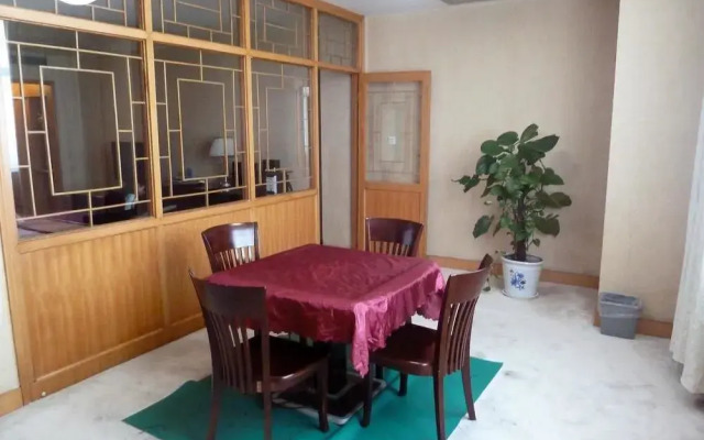 Liangyuan International Hotel - Suining