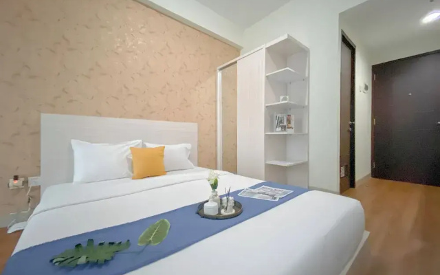 Cozy And Best Deal Studio Apartment Grand Dhika City