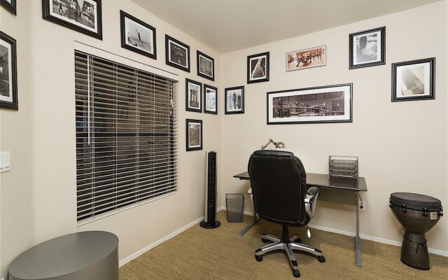 Restful 1 BR by Casago