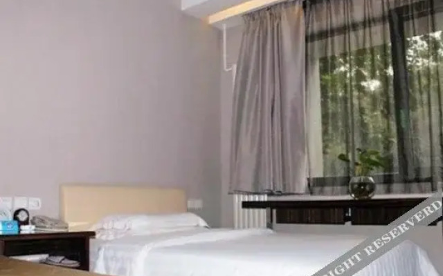 Yunhu Holiday Resort
