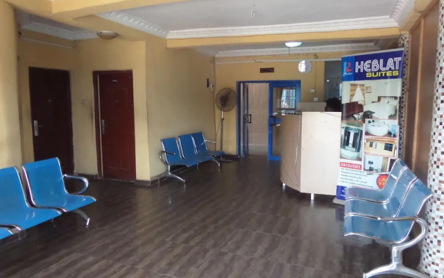 Keblat Hotel  Suites