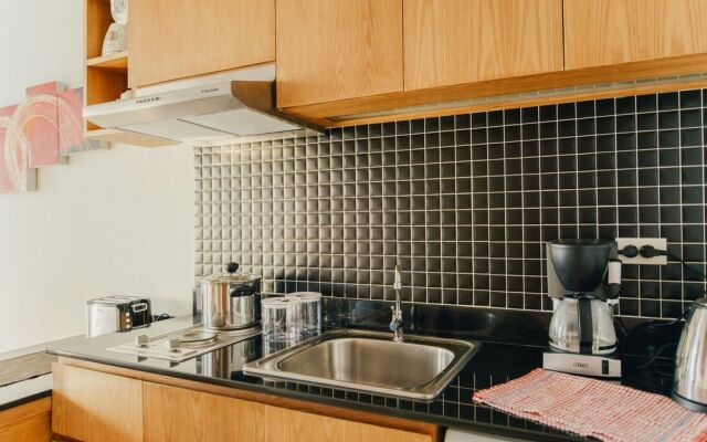 热带景观世元武里奈汉海滩公寓(Saiyuan Buri Nai Harn Beach by Tropiclook)