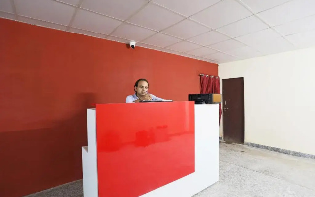 OYO 45288 Hotel 2 Yaars