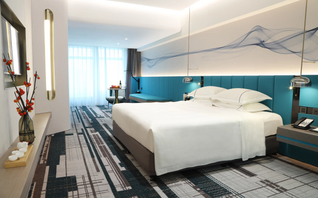 Asia International Hotel Guangzhou - Overseas Buyer Registration Services in Hotel & Free Shuttle between Hotel and Exhibition Center during Canton Fair