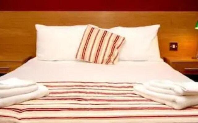 Newton Hotel