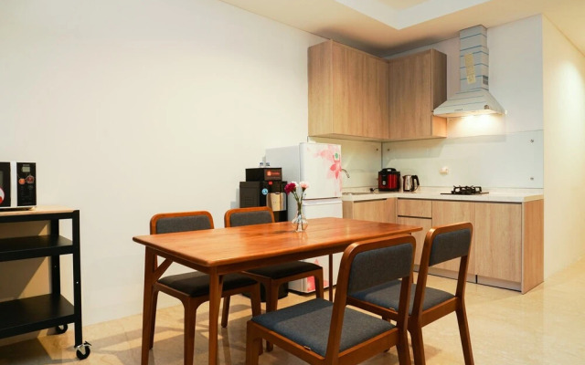 Exclusive 1BR Veranda Residence @ Puri Apartment