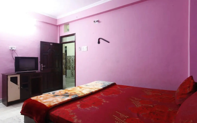 Prateek Residency by Goroomgo