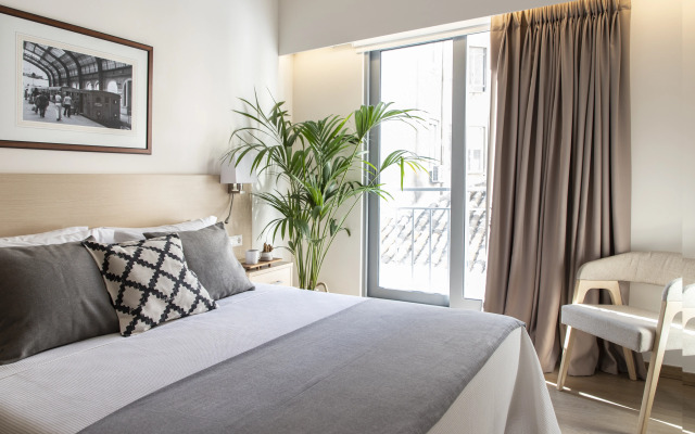 Gallery Suites & Residences, Piraeus