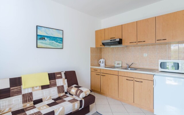 Holiday apartment Adriatic Sea at 80m.