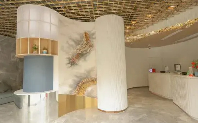 Yufuheng Business Hotel (Shenzhen Longhua Bus Station)