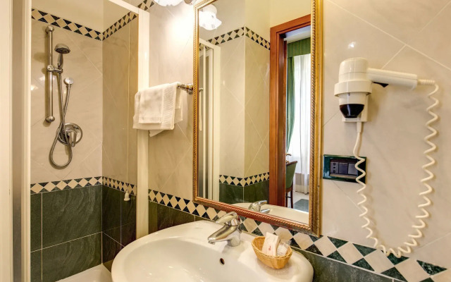 Hotel Contilia