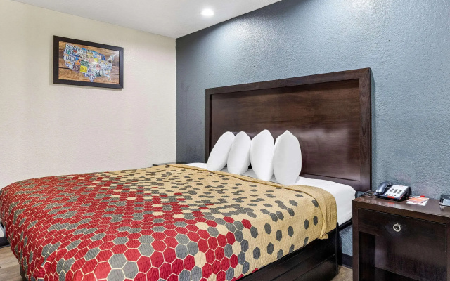 Econo Lodge Akron Copley Northwest
