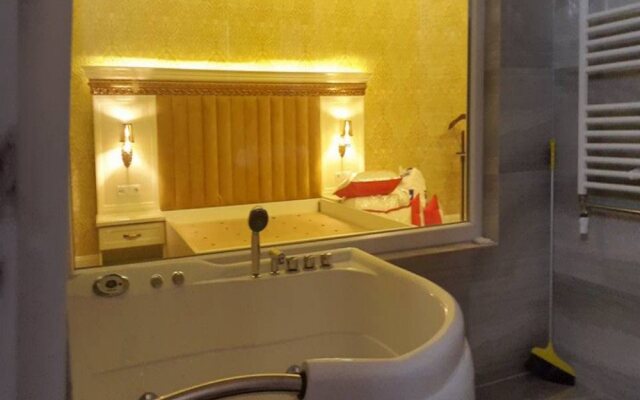 Nafron Hotel
