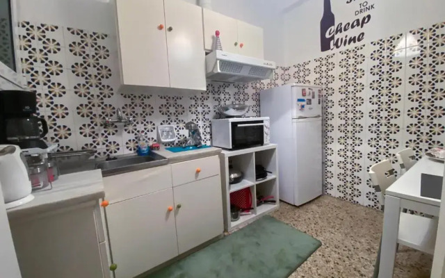 2 bedroom apartment close to Piraeus port