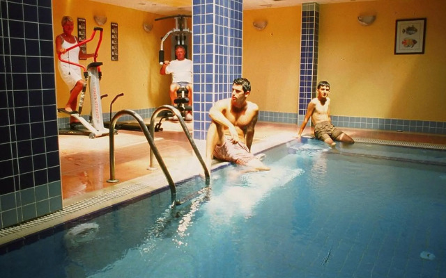 Perdikia Beach Hotel