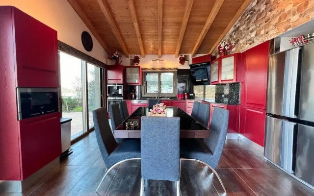 Smaragdine Blue Villa