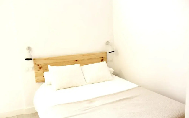 Apartment with One Bedroom in Madrid, with Terrace And Wifi