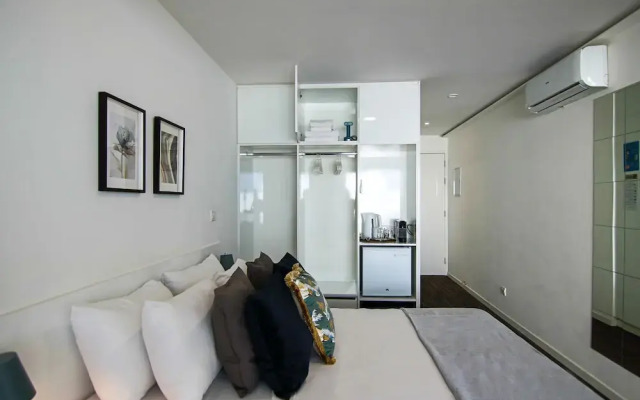 Phaedrus Living Luxury Suite Nicosia 502
