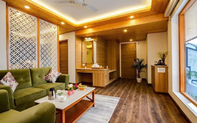 Anand Vardhan Resorts