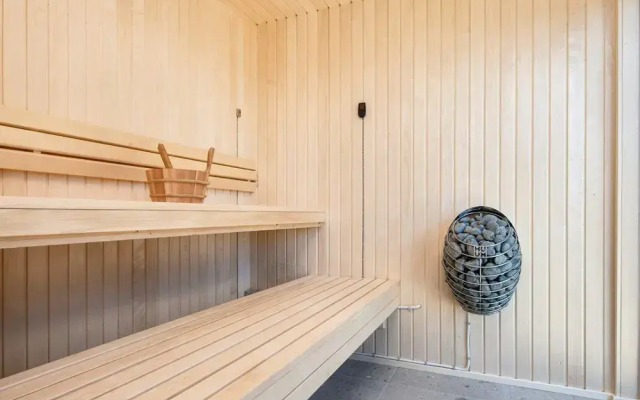 5 Star Holiday Home in Romo