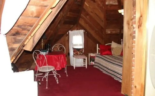The Woodruff House B&B