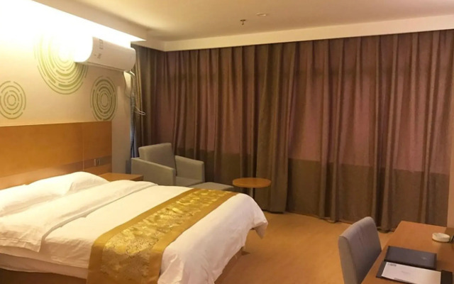 GreenTree Inn Zhenjiang Danyang Babaiban Branch