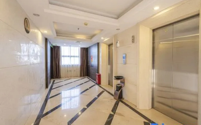 Zhouyou International Hotel (Jinjiang Anhai Anping Bridge)