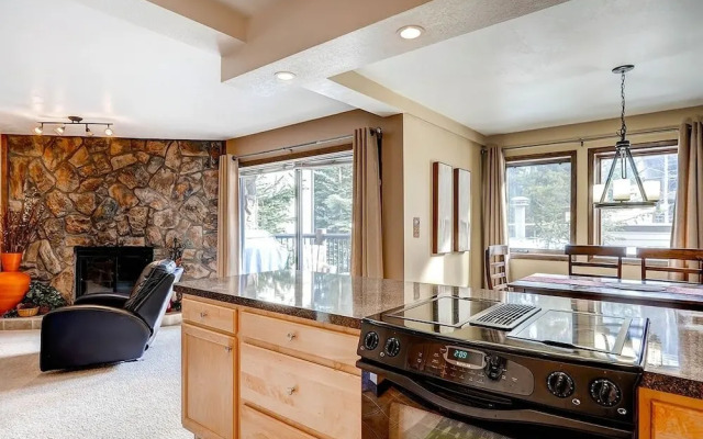 Park Place 101c 2 Bedroom Condo by RedAwning