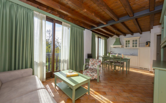 Liano Mimosa -relax & priv parking place